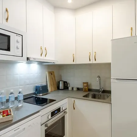 Banus - Centro Edificio Dona Ines アパート *