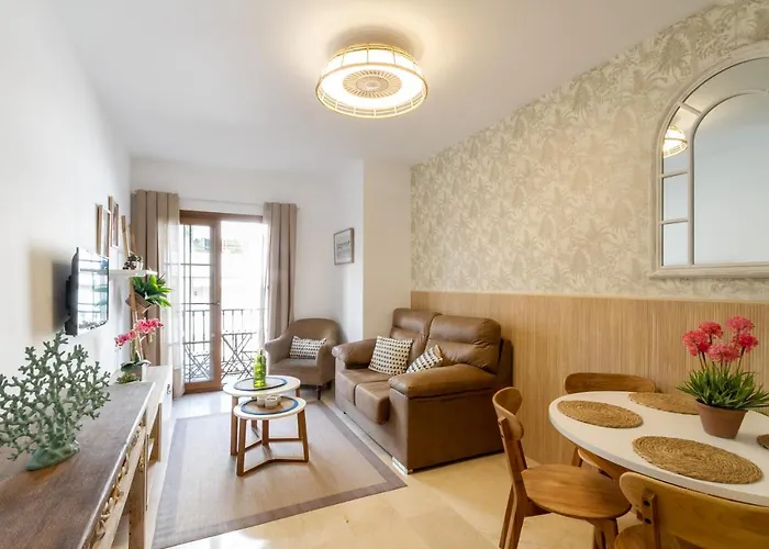 Banus - Centro Edificio Dona Ines アパート